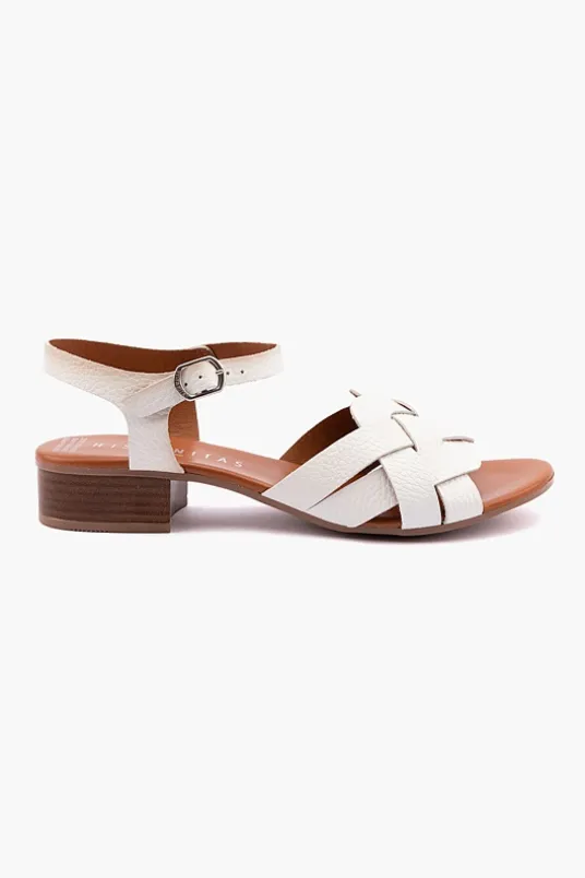 Lola HV221860
