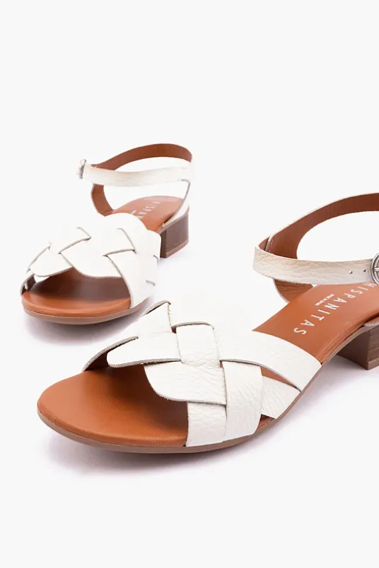 Lola HV221860